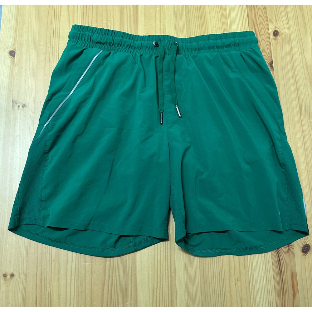 Vitality Mens 6” Shorts Medium